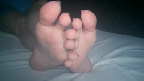 Snapshot of telegram1030 chatting on November 18, 2025, 3:01 am Viv West online show from November 18, 2025, 3:01 am