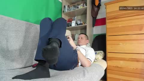 Snapshot of telepaticman chatting on February 23, 2025, 1:21 pm Virg Lszl online show from February 23, 2025, 1:21 pm