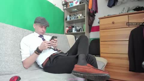 Snapshot of telepaticman chatting on March 10, 2025, 12:37 pm Virg Lszl online show from March 10, 2025, 12:37 pm