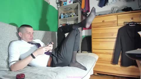 Snapshot of telepaticman chatting on March 10, 2025, 3:41 pm Virg Lszl online show from March 10, 2025, 3:41 pm