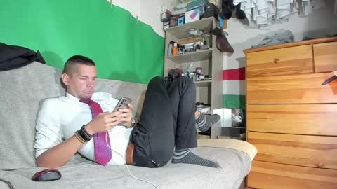 Snapshot of telepaticman chatting on October 5, 2025, 4:05 pm Virg Lszl online show from October 5, 2025, 4:05 pm