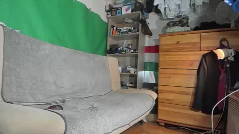 Snapshot of telepaticman chatting on October 6, 2025, 5:54 pm Virg Lszl online show from October 6, 2025, 5:54 pm