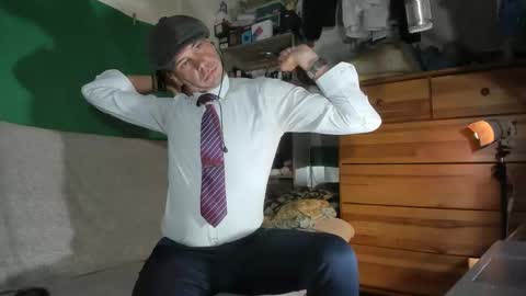 Snapshot of telepaticman chatting on October 20, 2025, 4:29 pm Virg Lszl online show from October 20, 2025, 4:29 pm