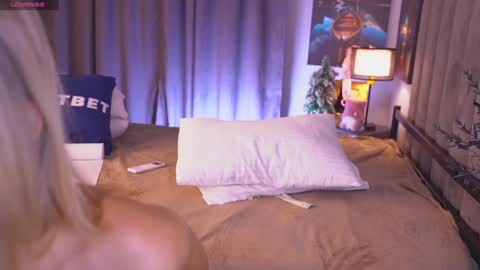 Tella online show from December 18, 2024, 2:28 pm