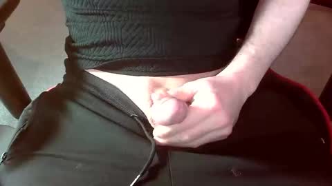 Snapshot of tellmewhattodoslut chatting on February 1, 2026, 8:35 am tellmewhattodoslut online show from February 1, 2026, 8:35 am