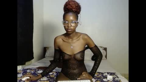 Snapshot of tempting_vibe chatting on January 18, 2026, 10:46 pm tempting_vibe online show from January 18, 2026, 10:46 pm