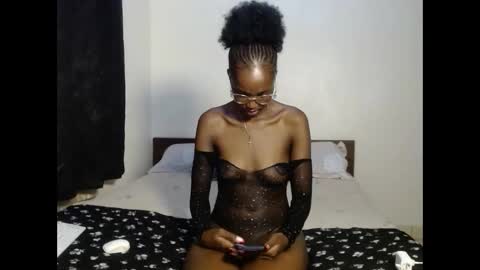 Snapshot of tempting_vibe chatting on February 23, 2026, 4:48 pm tempting_vibe online show from February 23, 2026, 4:48 pm