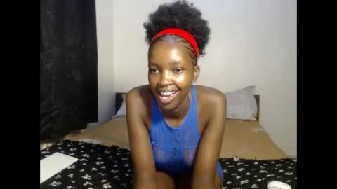 Snapshot of tempting_vibe chatting on March 5, 2026, 6:59 pm tempting_vibe online show from March 5, 2026, 6:59 pm