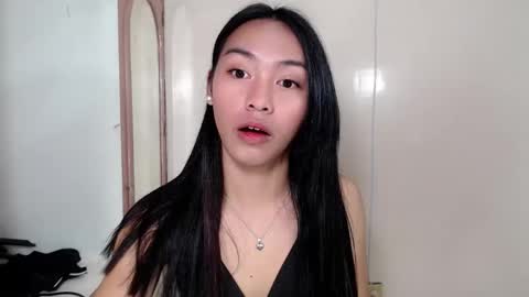 YOGIRL MAXINE online show from April 11, 2026, 7:45 am