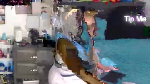 Gaia online show from November 14, 2025, 5:28 am