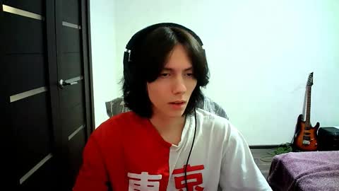 temptvelvet online show from September 15, 2025, 11:54 am