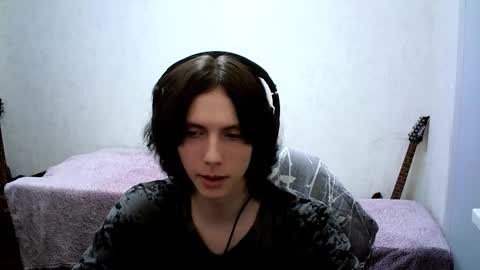 temptvelvet online show from September 20, 2025, 1:23 pm