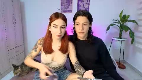 tender_dust online show from July 12, 2026, 4:25 am