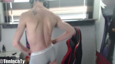 Ty online show from November 25, 2025, 6:19 pm