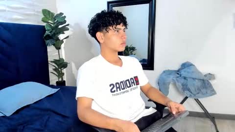 Snapshot of teo_dantex chatting on January 5, 2026, 7:39 pm Teo Dantex online show from January 5, 2026, 7:39 pm