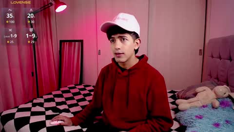 Snapshot of teobrowny_ chatting on January 3, 2025, 1:25 pm teo brown Independent model online show from January 3, 2025, 1:25 pm