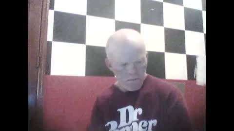 Snapshot of terdy2366 chatting on November 15, 2025, 5:31 pm terdy2366 online show from November 15, 2025, 5:31 pm