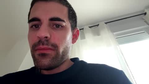 Snapshot of tereee12 chatting on December 23, 2025, 7:50 am Luis online show from December 23, 2025, 7:50 am