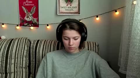 Snapshot of terranaufzinger chatting on January 18, 2026, 7:34 am Anny Simpson online show from January 18, 2026, 7:34 am