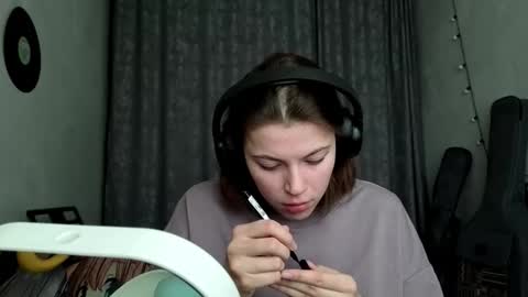 Snapshot of terranaufzinger chatting on February 17, 2026, 6:10 am Anny Simpson online show from February 17, 2026, 6:10 am