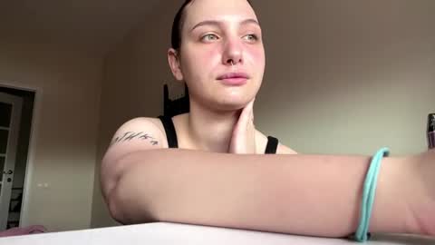 Helen online show from June 24, 2026, 10:03 am