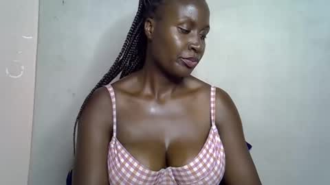 terriam online show from November 11, 2025, 3:45 pm