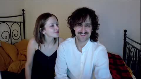 terry and elanor online show from December 16, 2025, 3:33 am