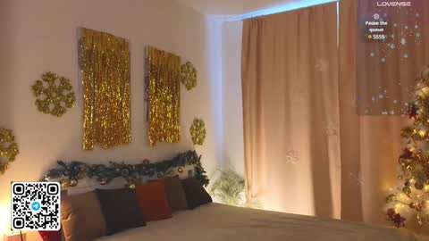 Tessa online show from December 30, 2024, 5:48 am