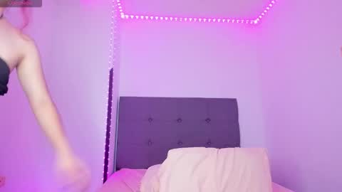 Snapshot of tessa_evanss chatting on November 15, 2025, 2:09 am Tessa online show from November 15, 2025, 2:09 am