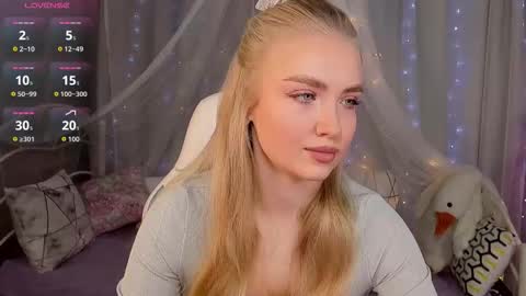 Snapshot of tessahamilton chatting on January 14, 2026, 7:14 am TessaHamilton online show from January 14, 2026, 7:14 am