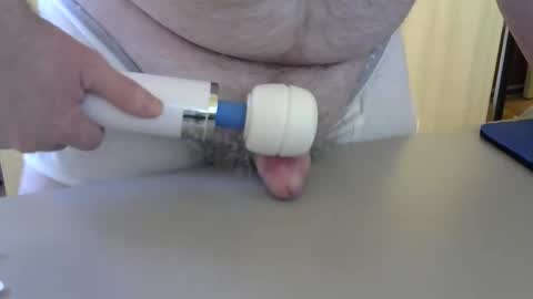 Snapshot of testechat chatting on November 10, 2025, 11:59 pm Test the Chat online show from November 10, 2025, 11:59 pm