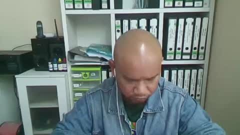 yours online show from January 14, 2025, 9:24 am