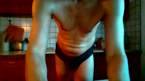 Snapshot of testosterone20222 chatting on December 19, 2025, 11:17 am Testosterone20 online show from December 19, 2025, 11:17 am