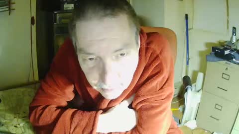 Snapshot of tetuo2 chatting on February 23, 2025, 5:56 am tetuo2 online show from February 23, 2025, 5:56 am