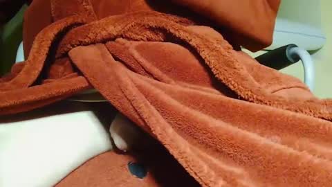 Snapshot of tetuo2 chatting on October 12, 2025, 11:15 pm tetuo2 online show from October 12, 2025, 11:15 pm