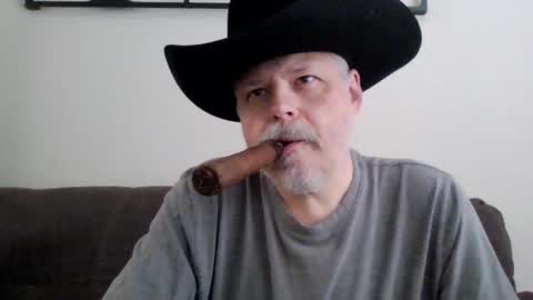 Snapshot of texancigar chatting on February 21, 2026, 4:52 pm texancigar online show from February 21, 2026, 4:52 pm