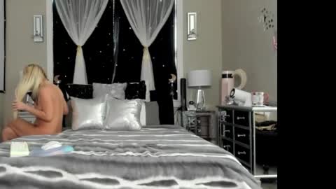 Snapshot of texaspeach69 chatting on December 21, 2025, 6:26 pm peachy online show from December 21, 2025, 6:26 pm