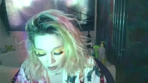 TEXASGIRLLLL online show from May 28, 2026, 2:03 pm