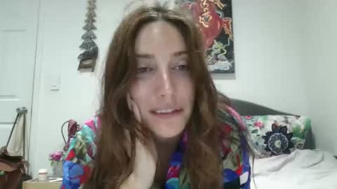 Tessa online show from May 26, 2026, 2:18 am