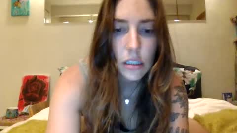 Tessa online show from July 4, 2026, 4:18 am