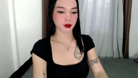 Snapshot of tgirl_jasmine1 chatting on February 17, 2025, 5:14 am Vanessa online show from February 17, 2025, 5:14 am