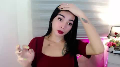 Snapshot of tgirl_jasmine1 chatting on December 14, 2025, 12:43 pm Vanessa online show from December 14, 2025, 12:43 pm