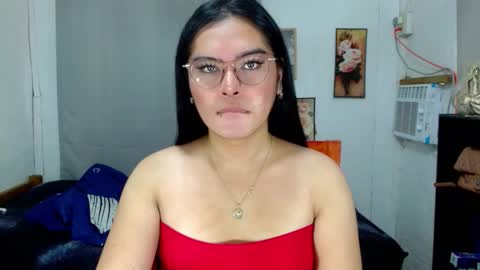 tgirlselena online show from December 5, 2025, 2:31 am