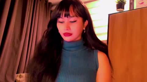 th3r3sa online show from December 9, 2024, 2:24 am