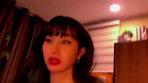 th3r3sa online show from March 6, 2025, 2:08 pm