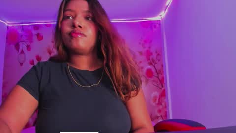 Andreina online show from October 21, 2025, 4:13 am