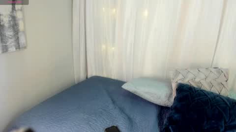 Snapshot of thalia_ecos chatting on May 12, 2026, 6:38 pm thalia_ecos online show from May 12, 2026, 6:38 pm