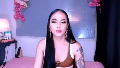 Snapshot of thalia_venture chatting on March 20, 2026, 2:55 pm Thalia online show from March 20, 2026, 2:55 pm