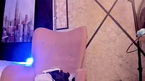 Thalia online show from December 4, 2025, 5:28 am