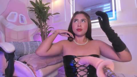Snapshot of thamaragen_ chatting on March 10, 2026, 9:09 pm tamara gen online show from March 10, 2026, 9:09 pm